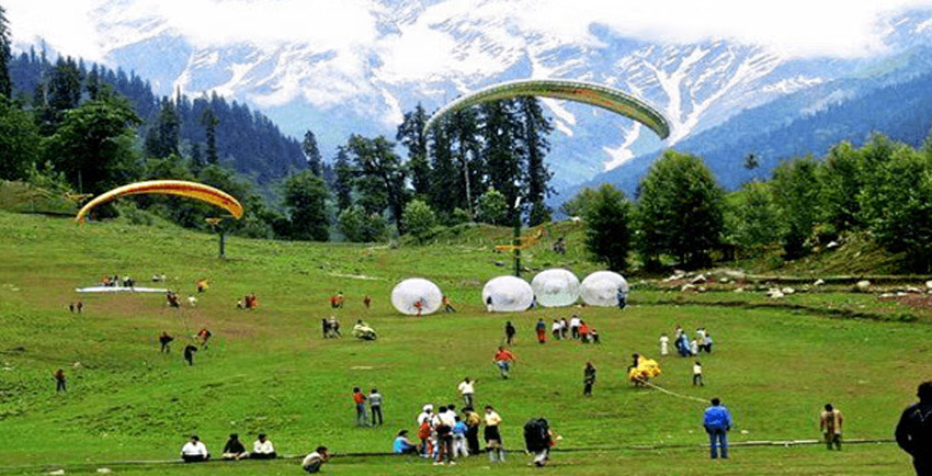 Paragliding Khajjiar