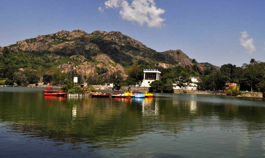 Nakki Lake Mount Abu Timings History Boating Price
