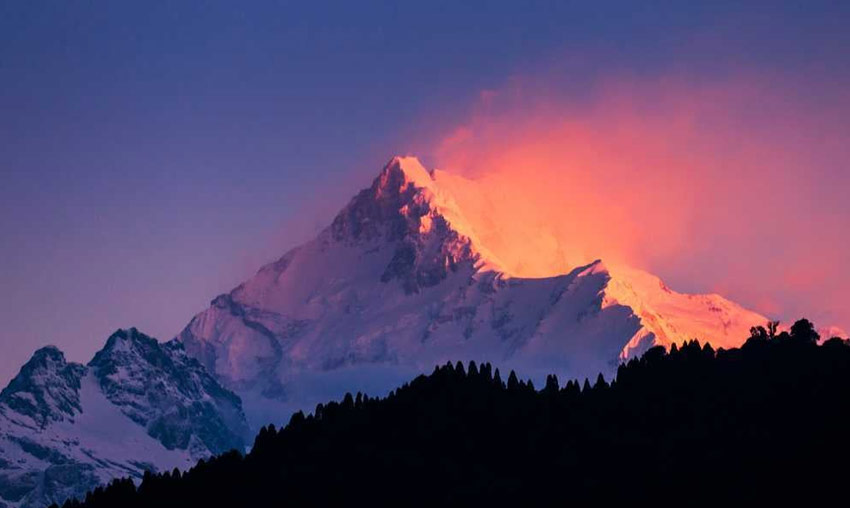 Kanchenjunga, Gangatok