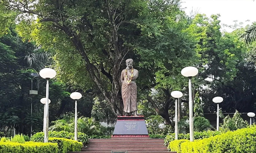 Chandrashekar Azad Park, Prayagraj